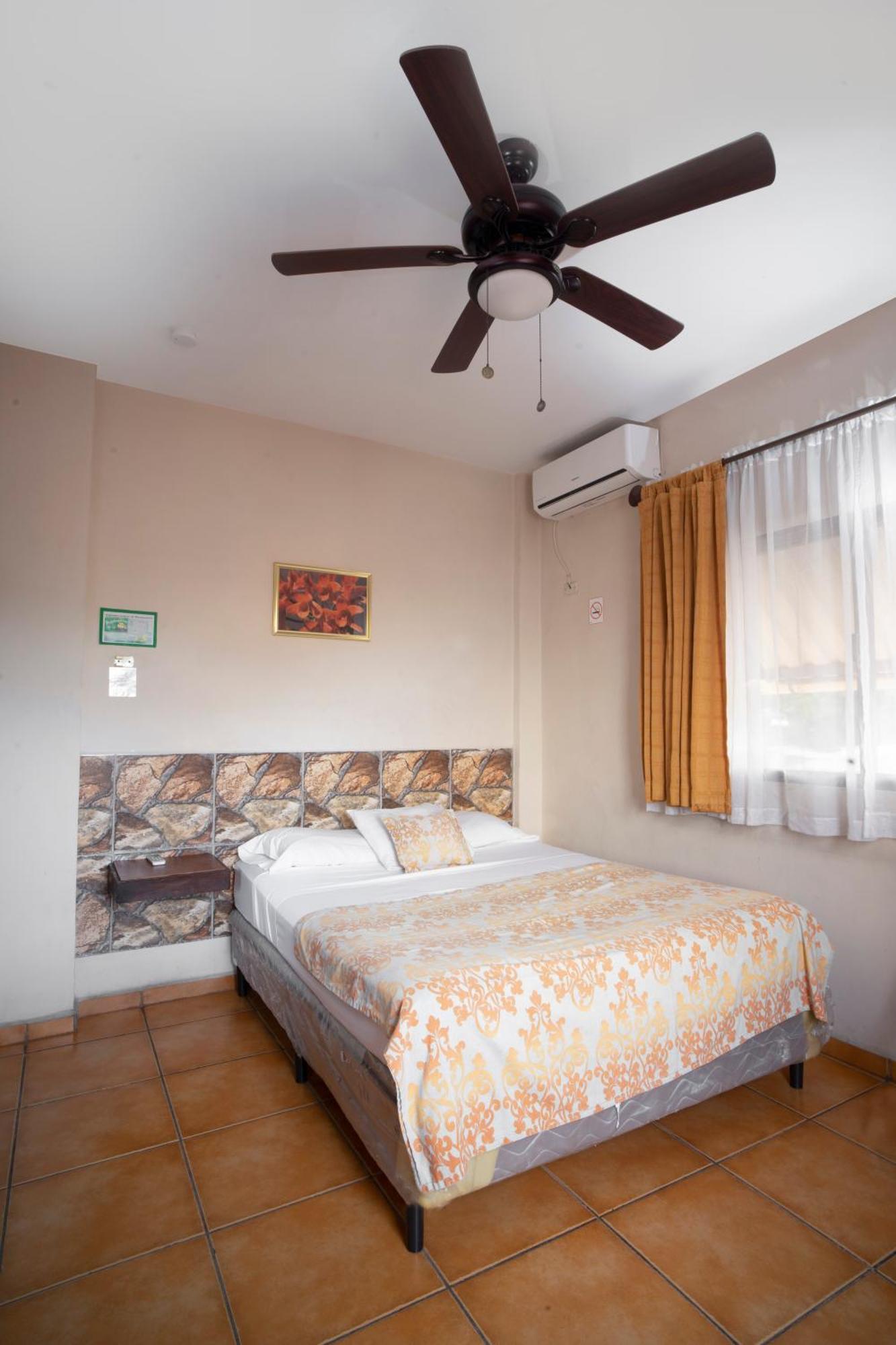 Apart Hotel La Trejo San Pedro Sula Eksteriør bilde